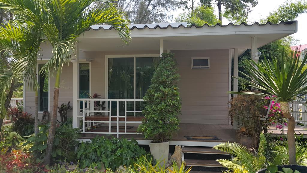 Oyo 75402 Villa Rayonghouse Ban Nong Sai Yong Exterior photo